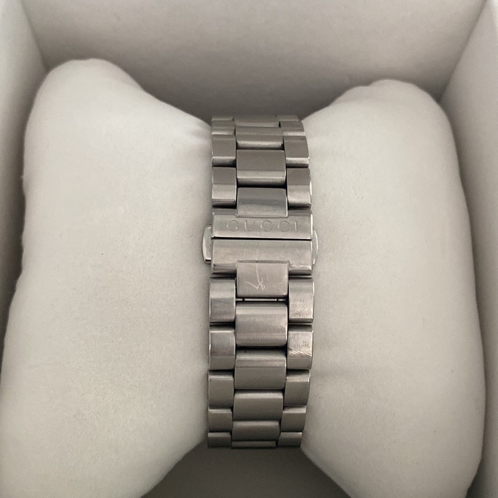 GUCCI Mens Dive Watch - Picture 6 of 6